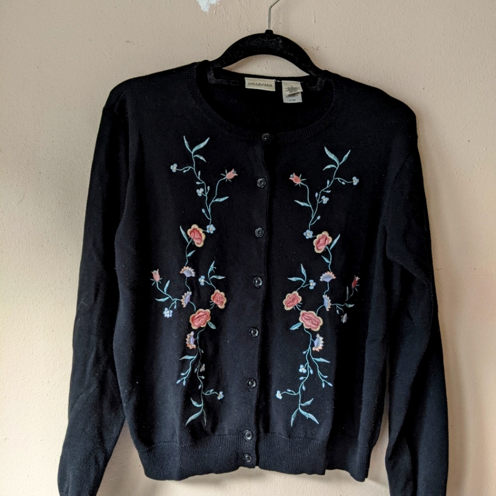 Vtg Cardigan with Floral Embroidery L
